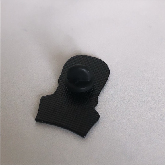 Wednesday Adams “I am smiling” Enamel Pin/Brooch - Picture 3 of 3